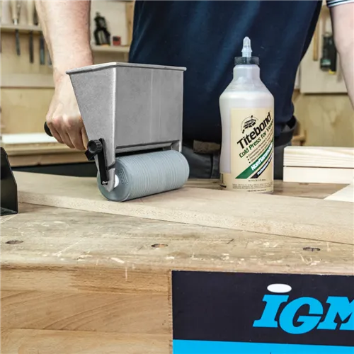 IGM Hand-held Glue Spreader 180 mm, Rubber Roller, with a Stand