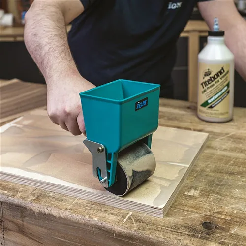 IGM Hand-held Glue Spreader 74 mm with a Stand