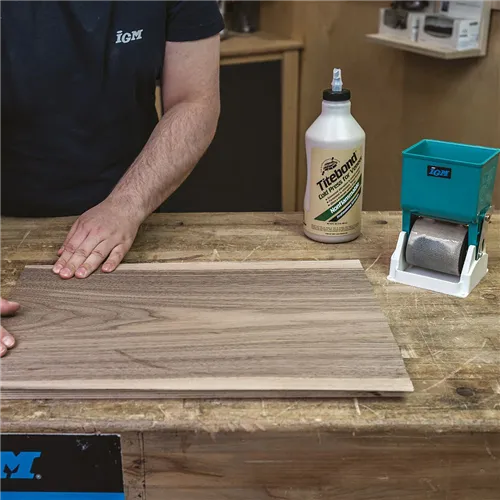 IGM Hand-held Glue Spreader 74 mm with a Stand