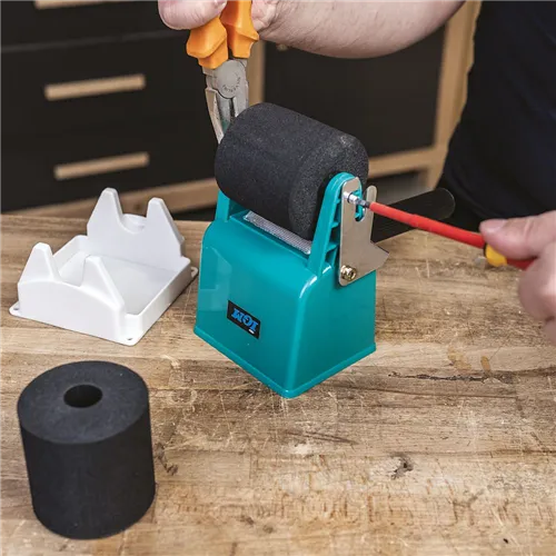 IGM Hand-held Glue Spreader 74 mm with a Stand