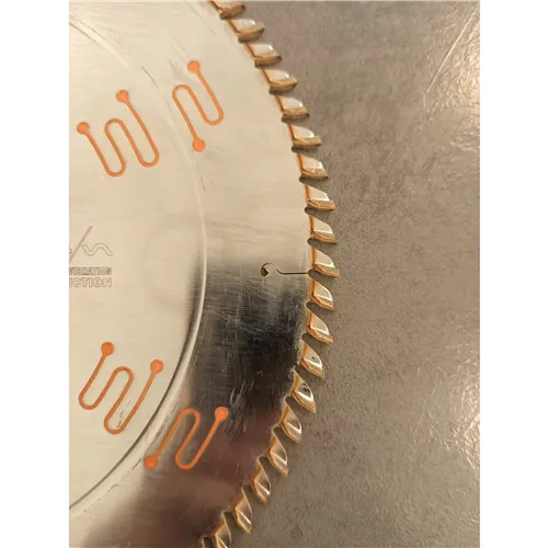 CMT Orange Chrome Super Finishing Saw Blade for cutting Frames - D250x3,0 d30 Z80 HW (Used)