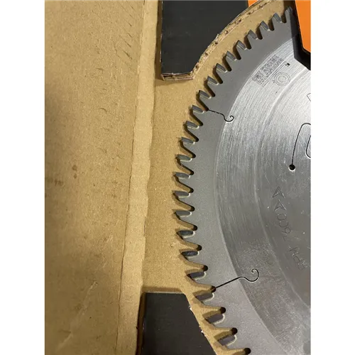 CMT XTreme Saw Blade for Non-ferrous Metal and Plastic - D250x3,2 d32 Z80 HW (Unpacked)