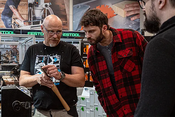 Jiří Hurych led the open woodturning workshop at the Festool Roadshow at IGM